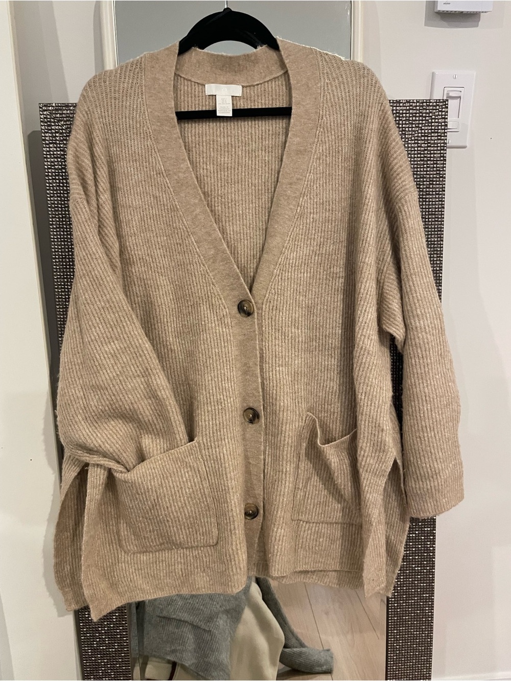 H&M Neutral Beige Ribbed Button Cardigan